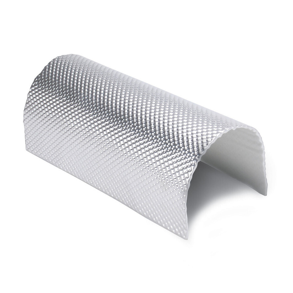 Floor and tunnel heat shield
